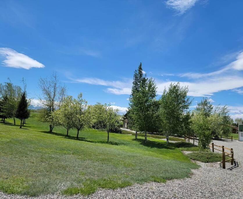 Mountain View Home On 2 Acres Bozeman Exteriér fotografie
